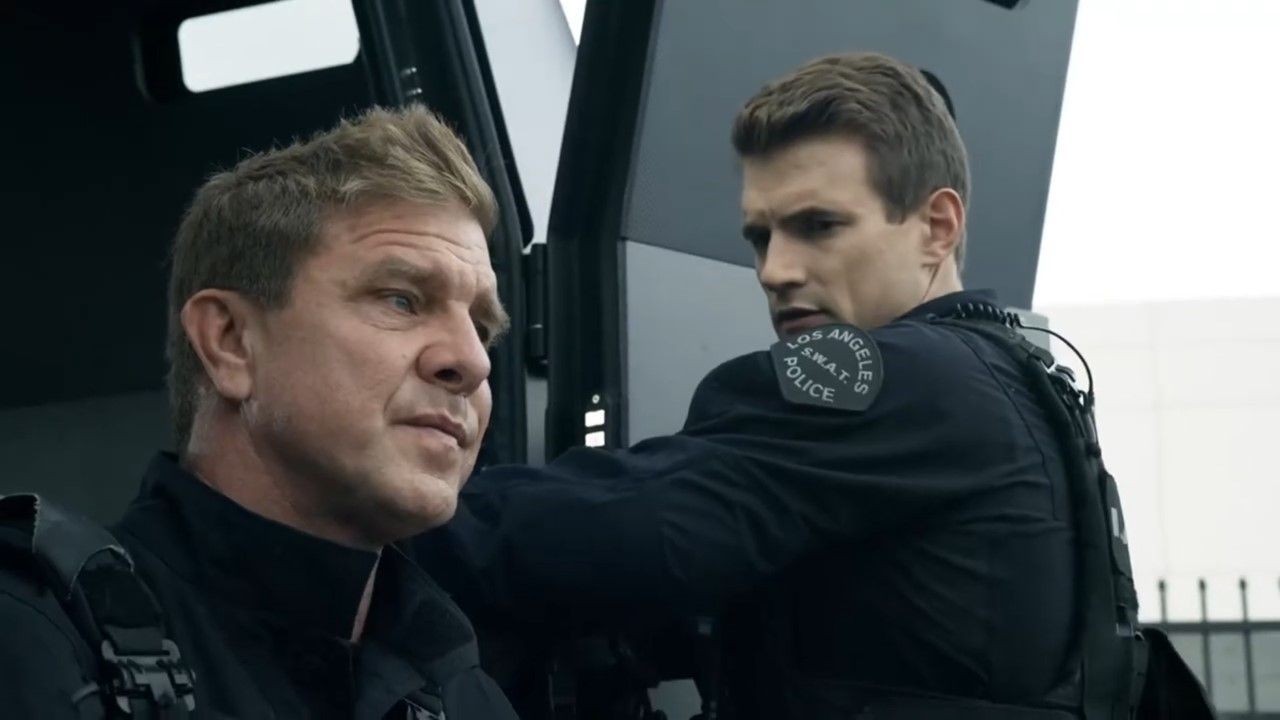 Kenny Johnson exiting S.W.A.T. (Image via CBS)