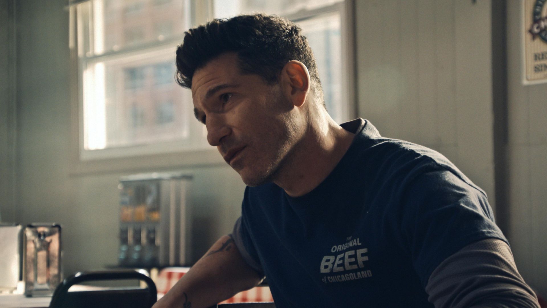 Jon Bernthal as Mikey in The Bear | Image Source: Hulu