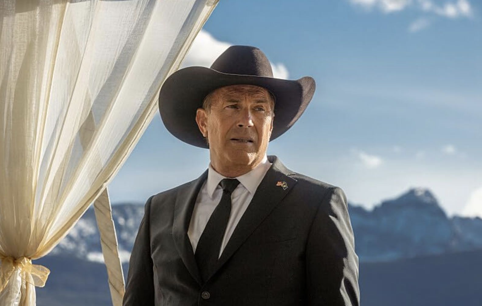 Kevin Costner in a 2022 episode of the show, titled One Hundred Years Is Nothing (Image via Paramount Network)