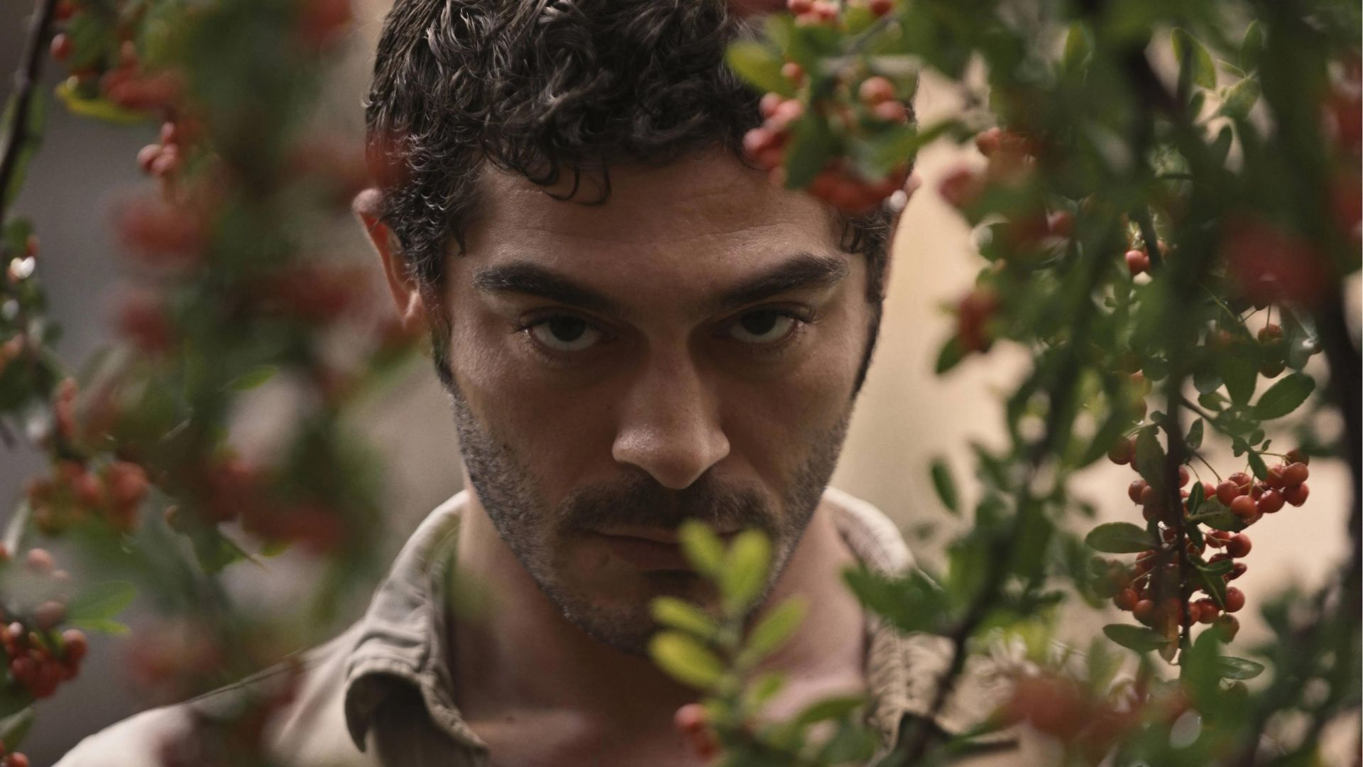 Burak Deniz plays Maran (Image Source: Netflix)