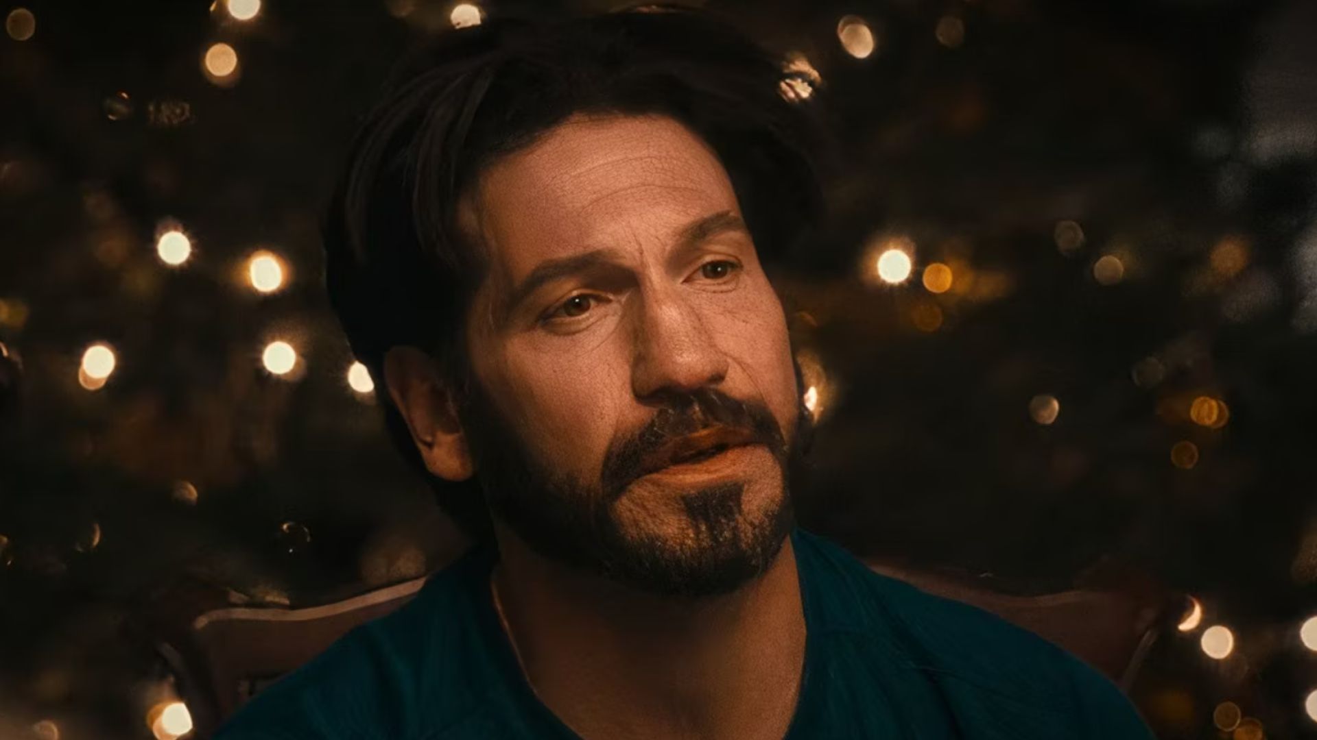 Jon Bernthal as Michael or Mikey Berzatto in The Bear | Image Source: Hulu