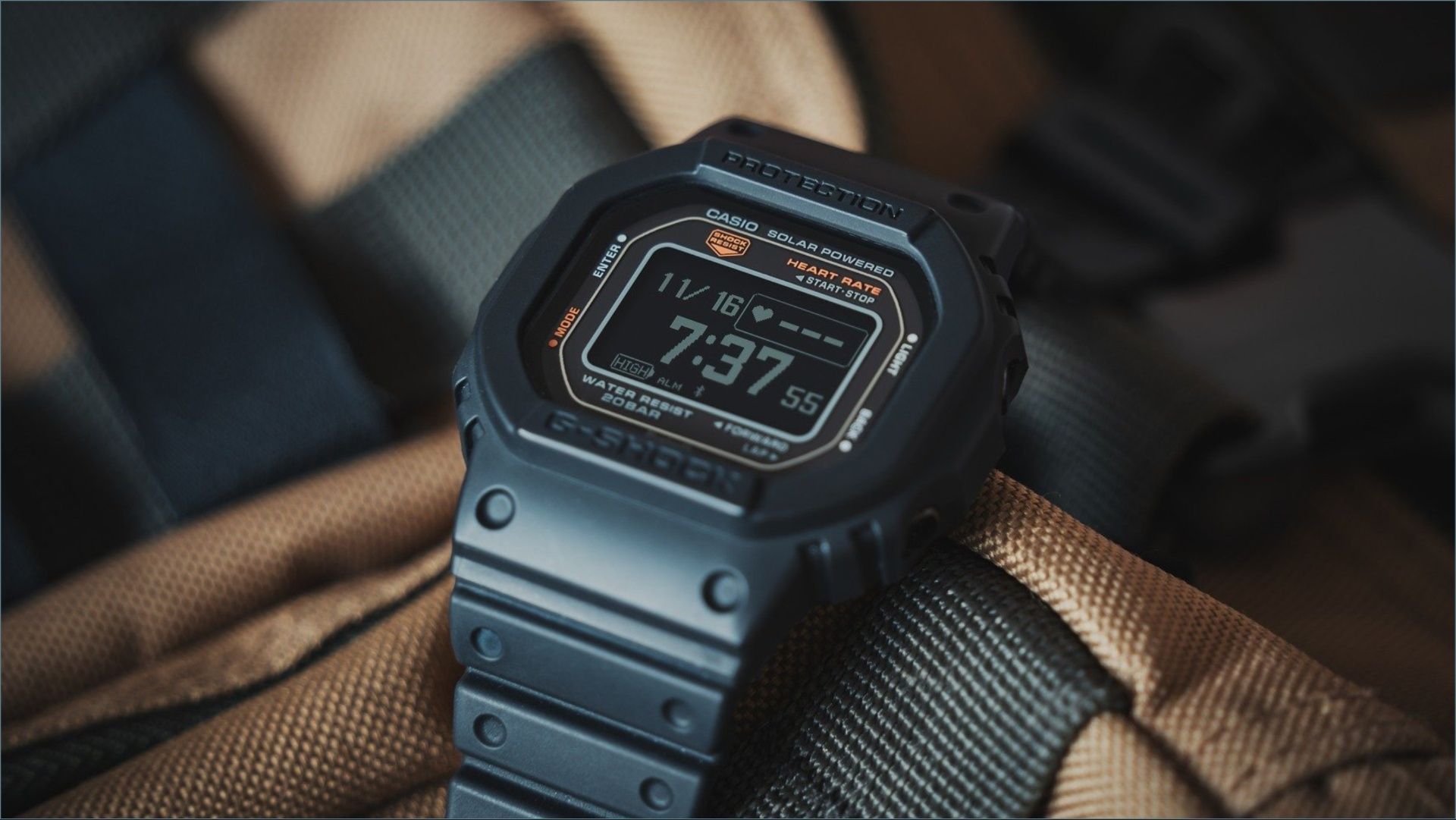 Casio makes some of the most durable and versatile watches (Image via Michael_Pointner/Pixabay)