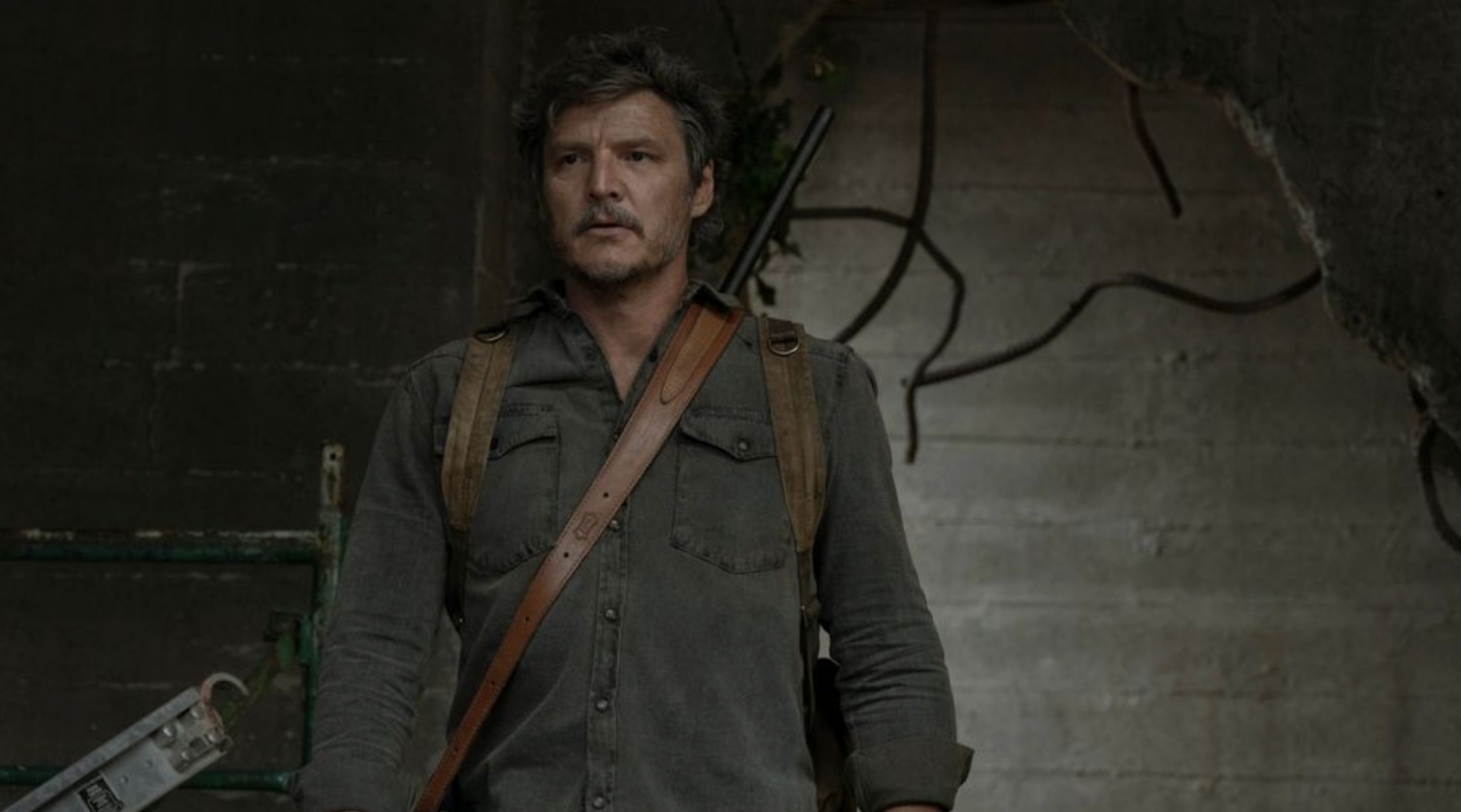 Joel in The Last of Us is portrayed by Pedro Pascal (Image via HBO Max)