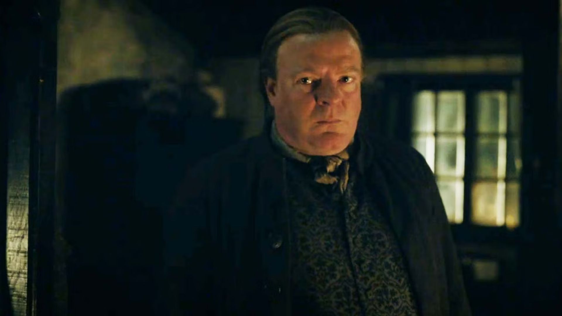 Chirs Larkin in Outlander (Image Source: Netflix)