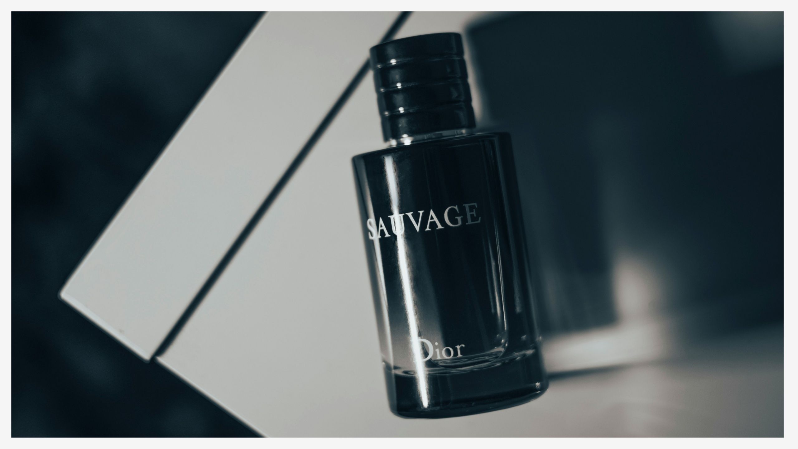 One of the most popular perfumes for men. (Image via Unsplash/ HamZa NOUASRIA)