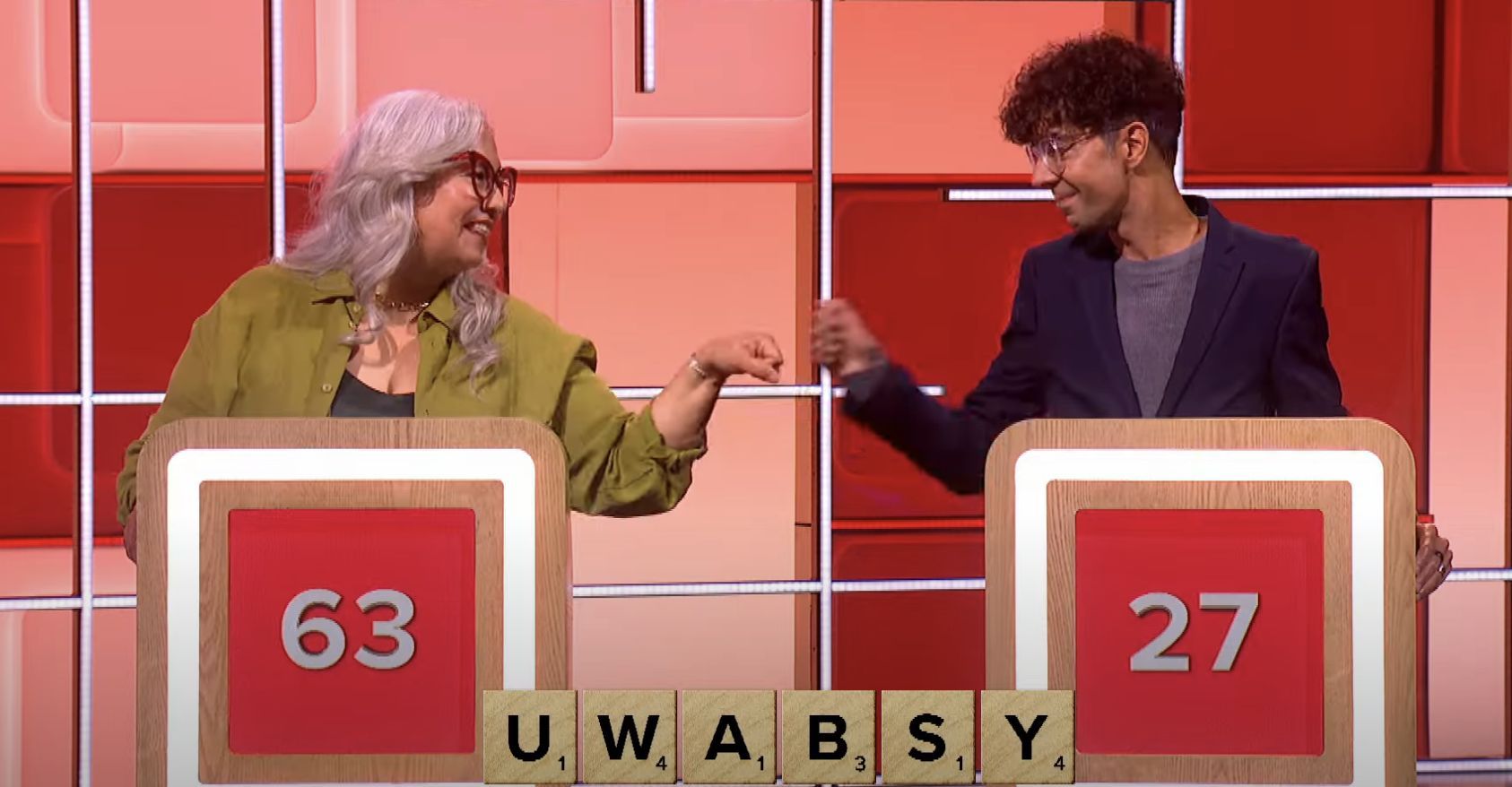 Contestants on the new Scrabble show (Image via YouTube/The CW)