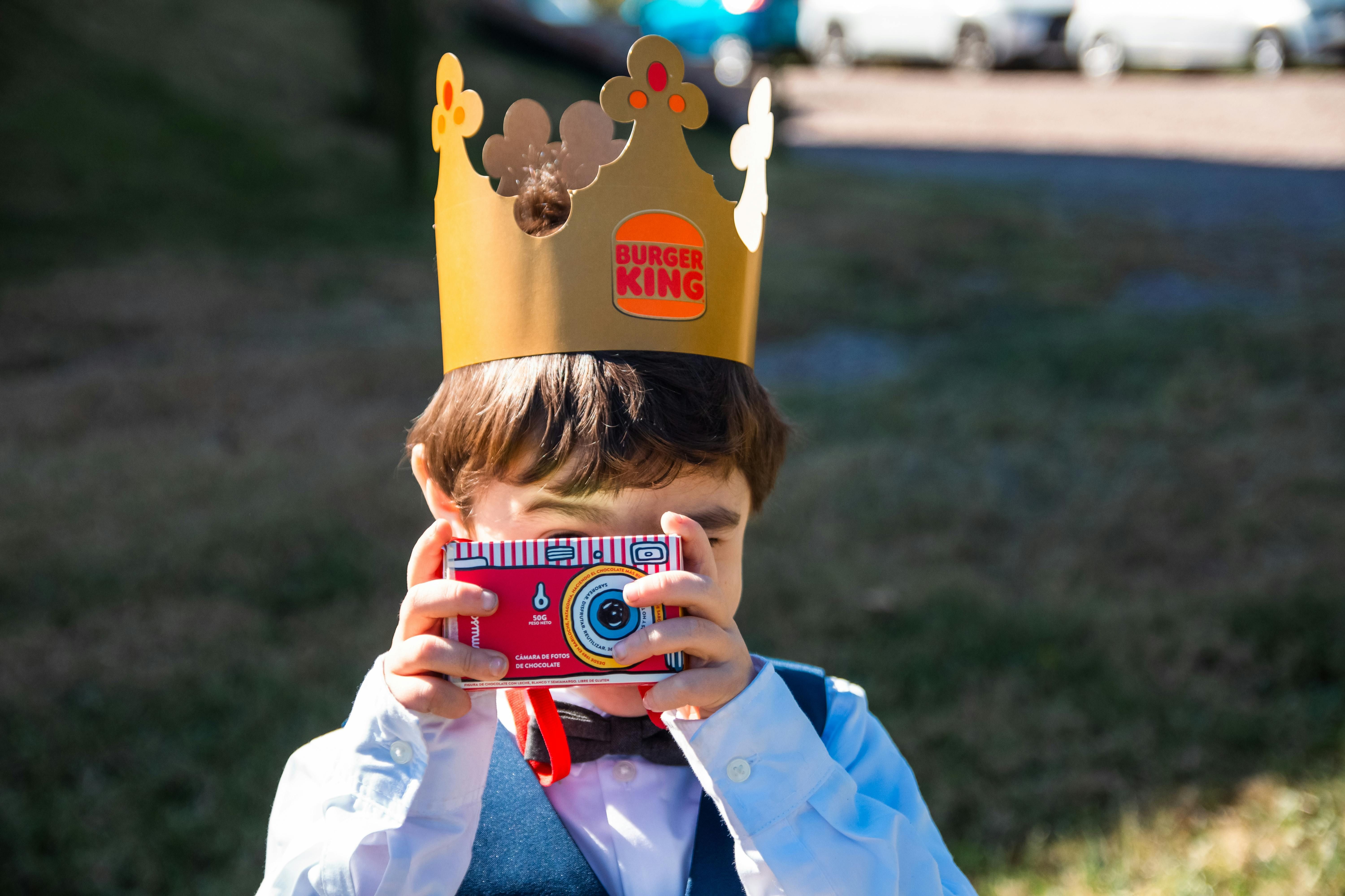 Burger King has launched a new Halloween-themed menu. (Image via Pexels/ Franco Monsalvo)