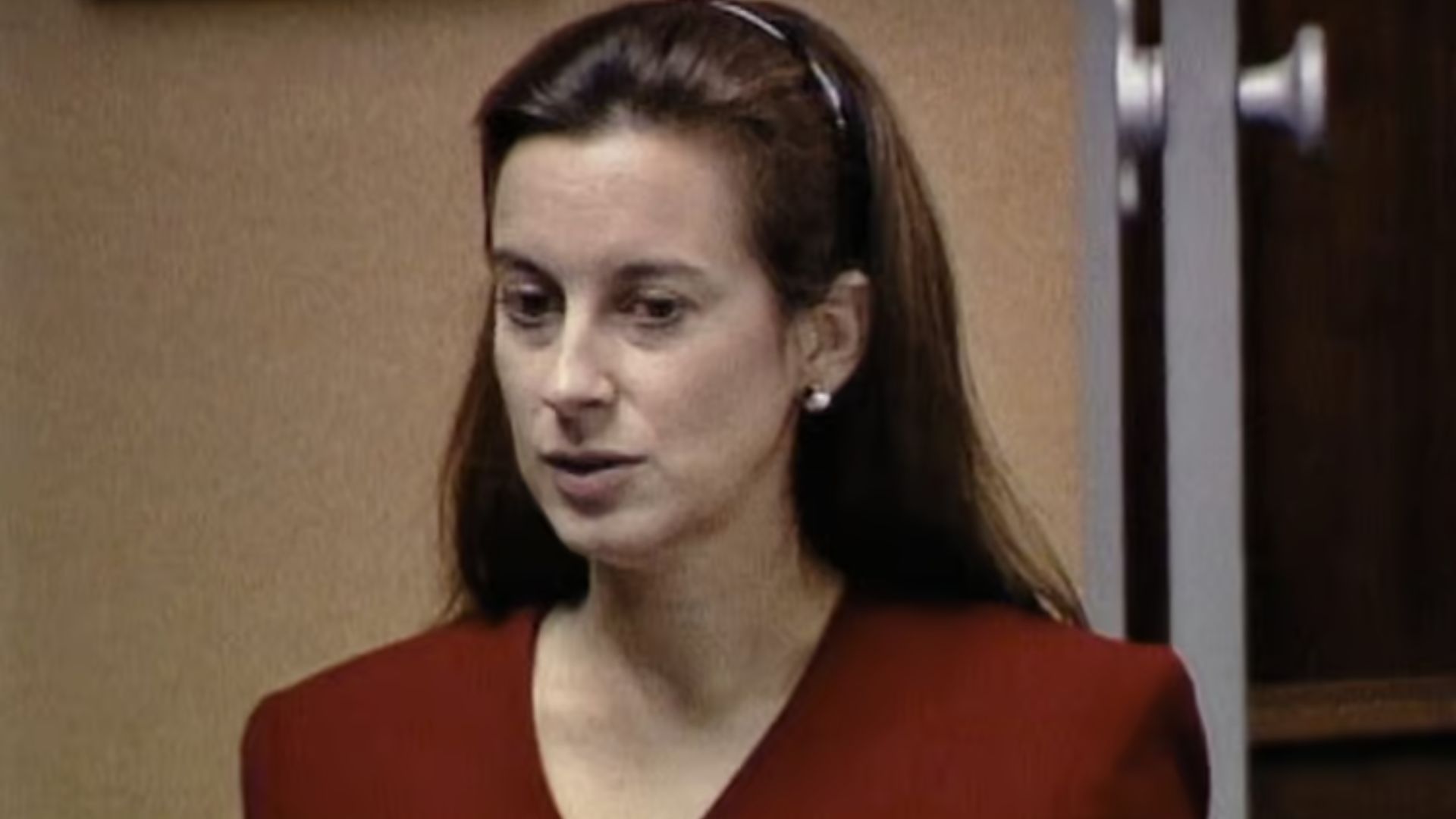 Pamela Bozanich during her original trials (Image via Netflix)