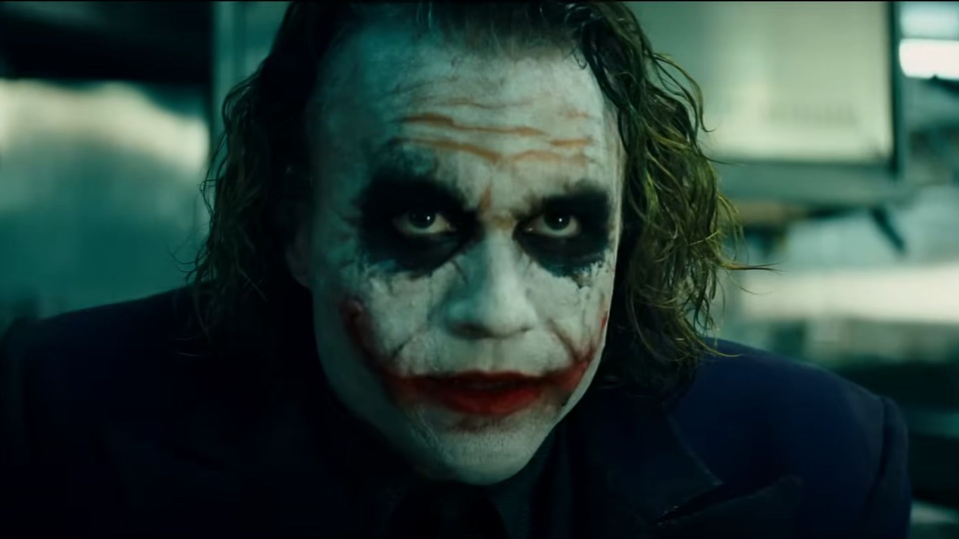 Heath Ledger as the Joker in The Dark Knight (Image via YouTube/DC)