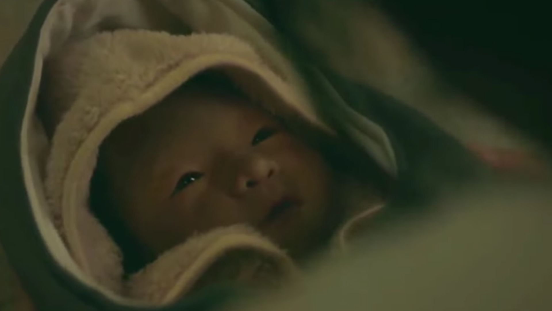 The baby was the first one to be resurrected / (Image via Netflix)