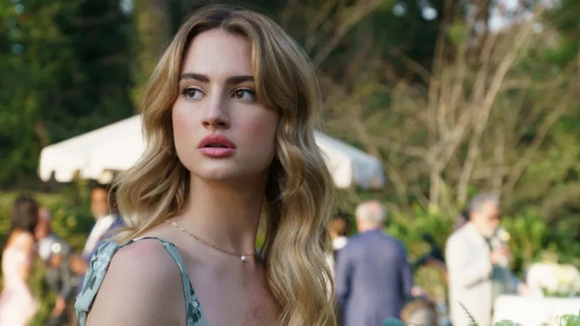 Grace Van Patten as Lucy Albright in Tell Me Lies (Image via Hulu)