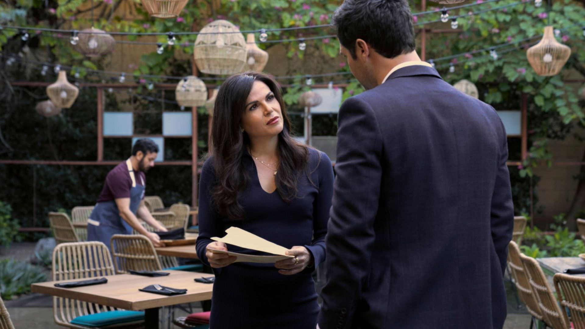 Lana Parrilla in The Lincoln Lawyer (Image via Netflix)