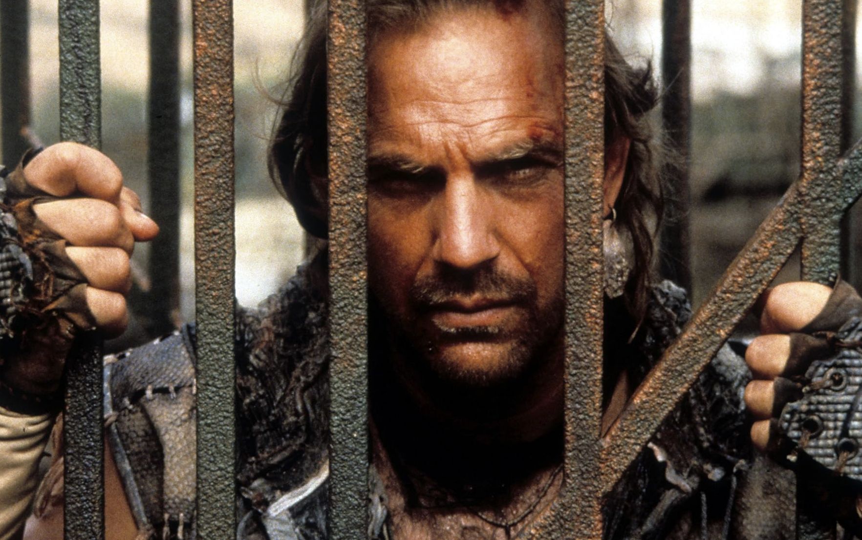 Kevin Costner in Waterworld (Image via Universal Pictures)