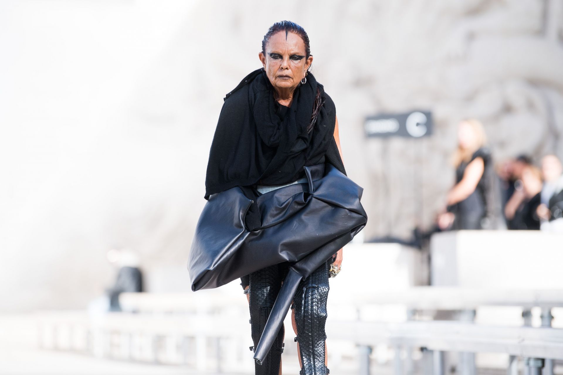 Rick Owens : Outside Arrivals -  Paris Fashion Week - Womenswear Spring Summer 2022 - Source: Getty