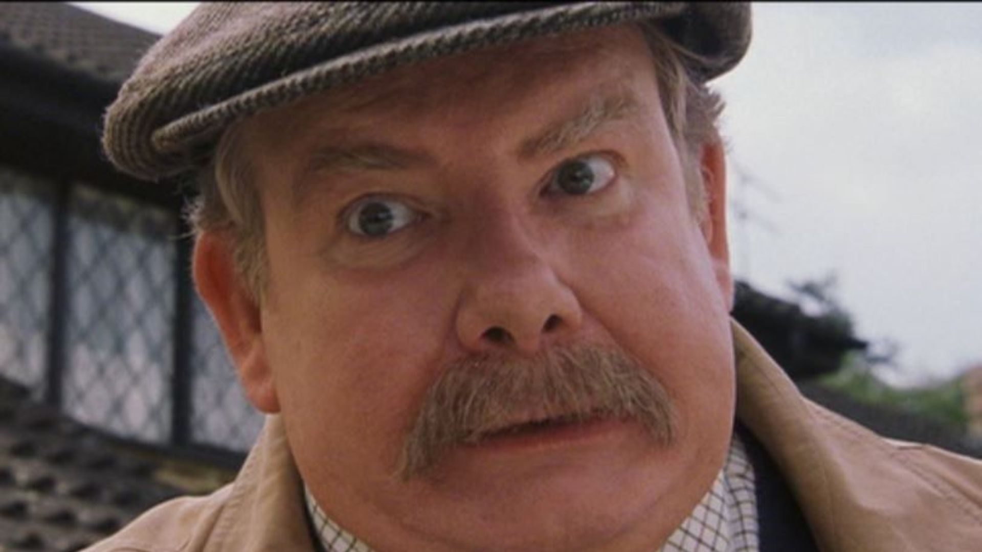 Richard Griffiths as Vernon Dursley | Image Source: Warner Bros.