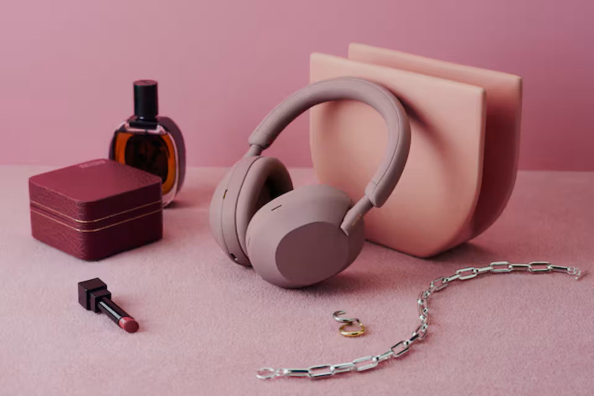 Get the best quality sound at 25% off. (Image via Sony)