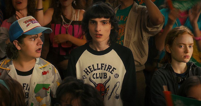 Does Dustin die in Stranger Things​?