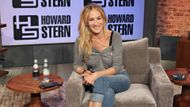 Sarah Jessica Parker Visits SiriusXM's 'The Howard Stern Show' / Image Source: Getty