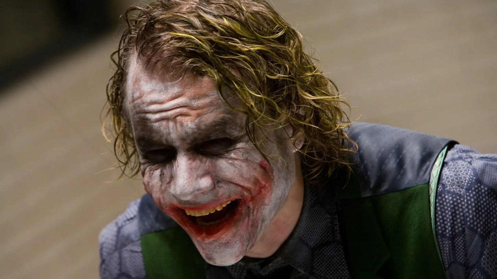 Heath Ledger as the Joker in Dark Knight | Image Source: Netflix