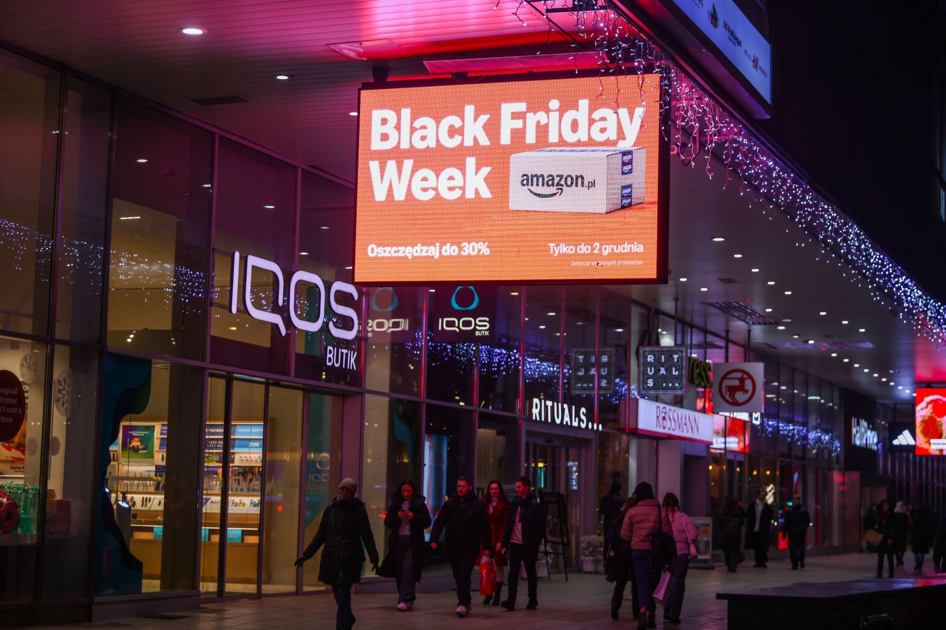 Get up to 60% discount on Black Friday 2024. (Image via Getty)