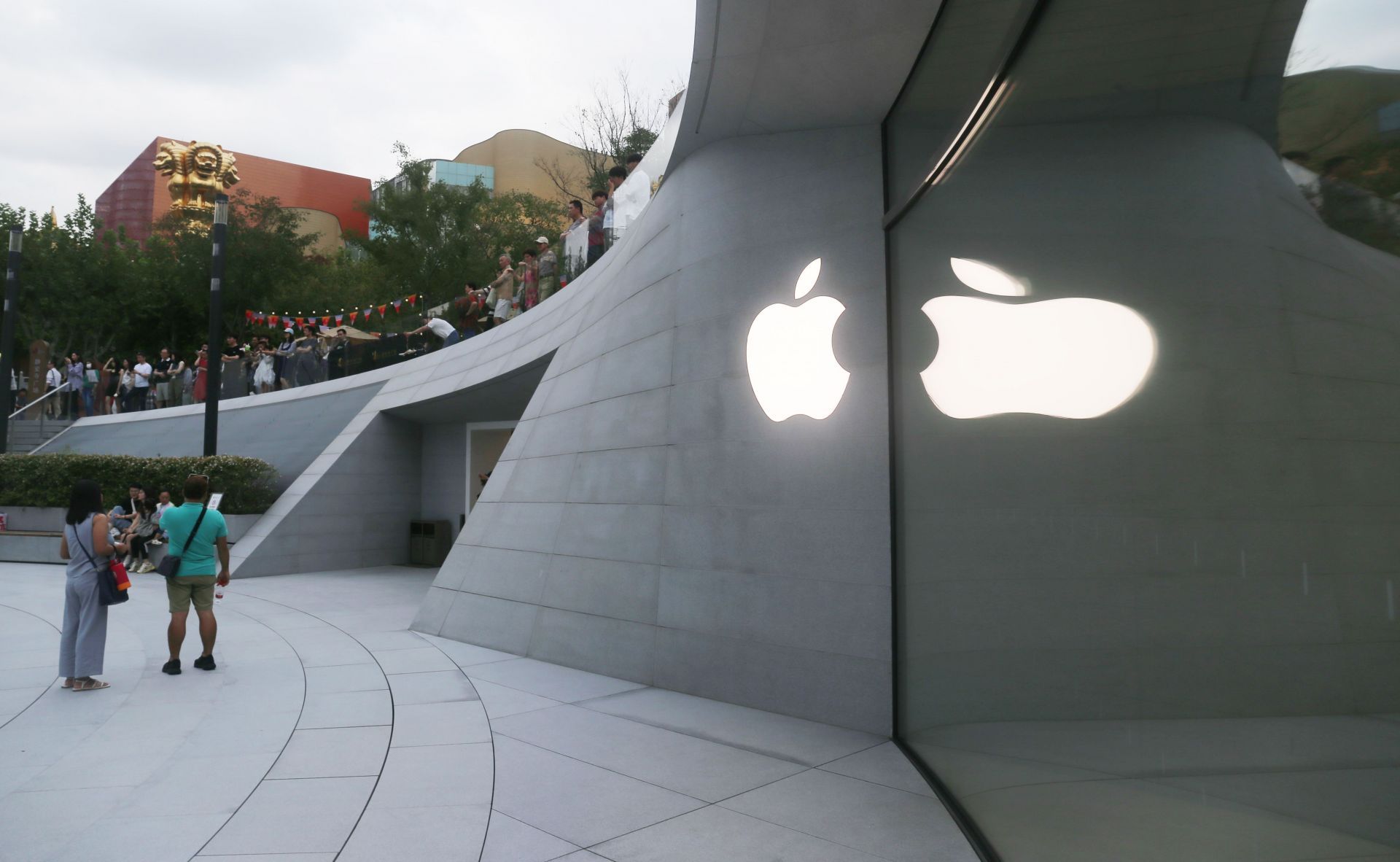 Largest Apple Flagship Store in Asia - Source: Getty