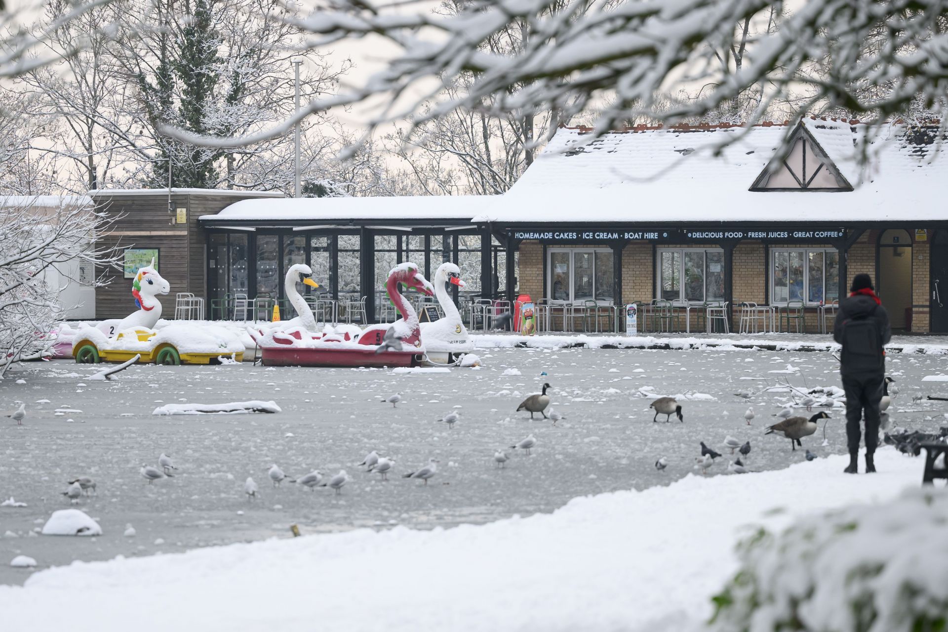 Cold Snap Brings Snow And Freezing Temperatures To London - Source: Getty