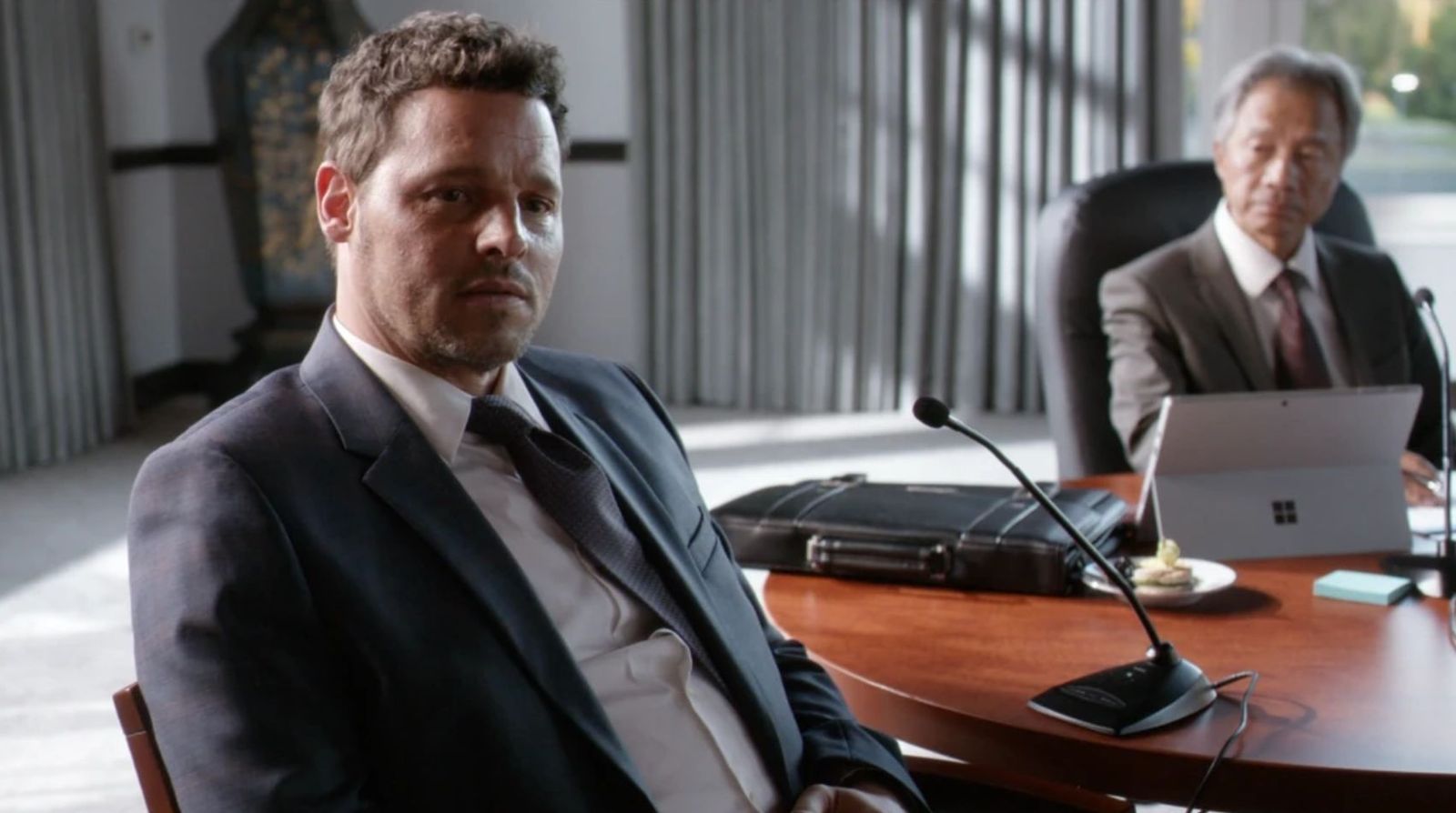 Why did Justin Chambers leave Grey's Anatomy?