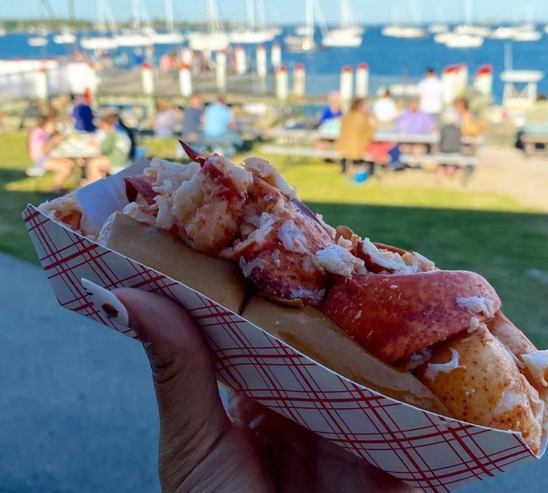 Lobster roll from Abbott&#039;s Lobster in the Rough (Image via Instagram/@abbottslobster)