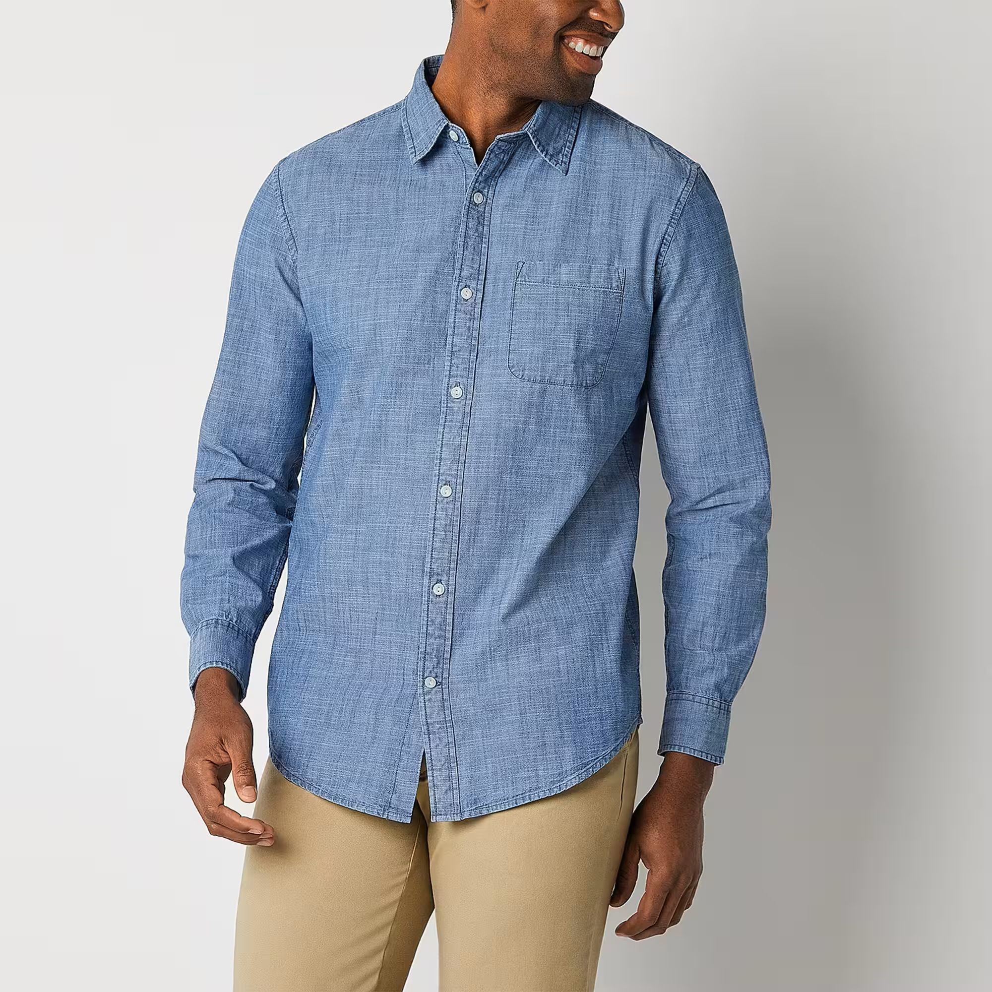 21% off on men&#039;s shirt (Image via JCPenney)