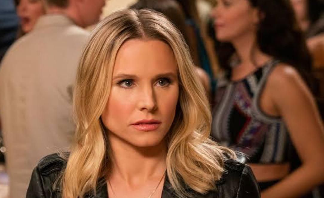 Veronica Mars | Image Source: UPN