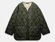 Oversized Water-repellant Puffer Jacket (Image via ZARA)