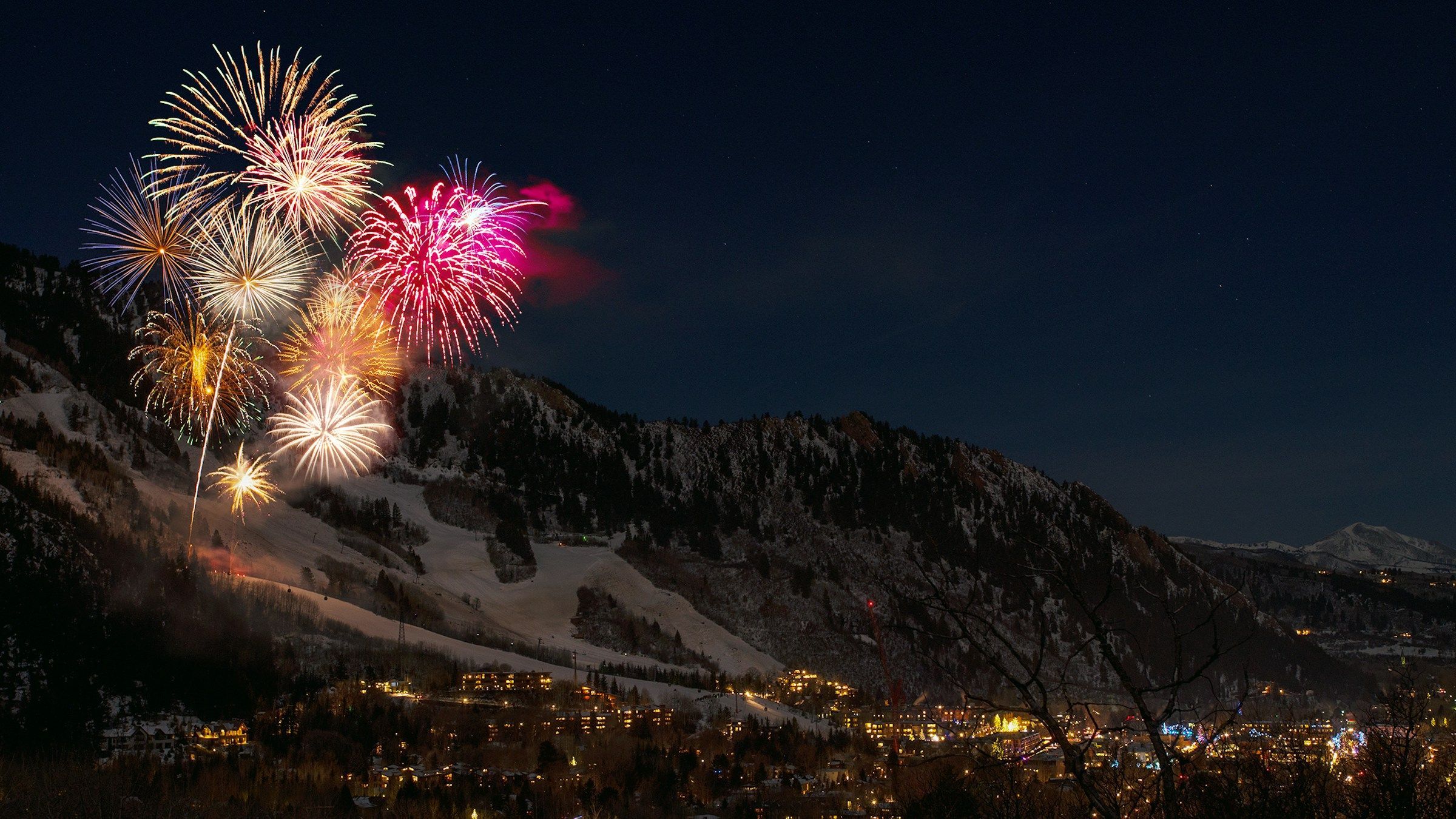 Representational image for New Year (Image via Unsplash/@Jamie Fenn)