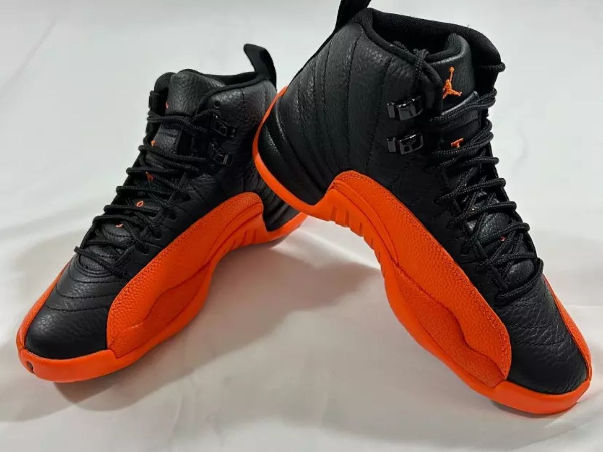 WMNS Air Jordan 12 Retro &quot;Brilliant Orange&quot;(Image via ebay.com)