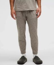 Men's pants (Image via Lululemon)