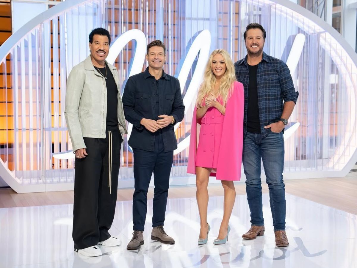 Lionel Richie, Ryan Seacrest, Carrie Underwood and Luke Bryan (from Lto R) (Image via Instagram/ @americanidol)