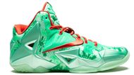 Nike LeBron 11