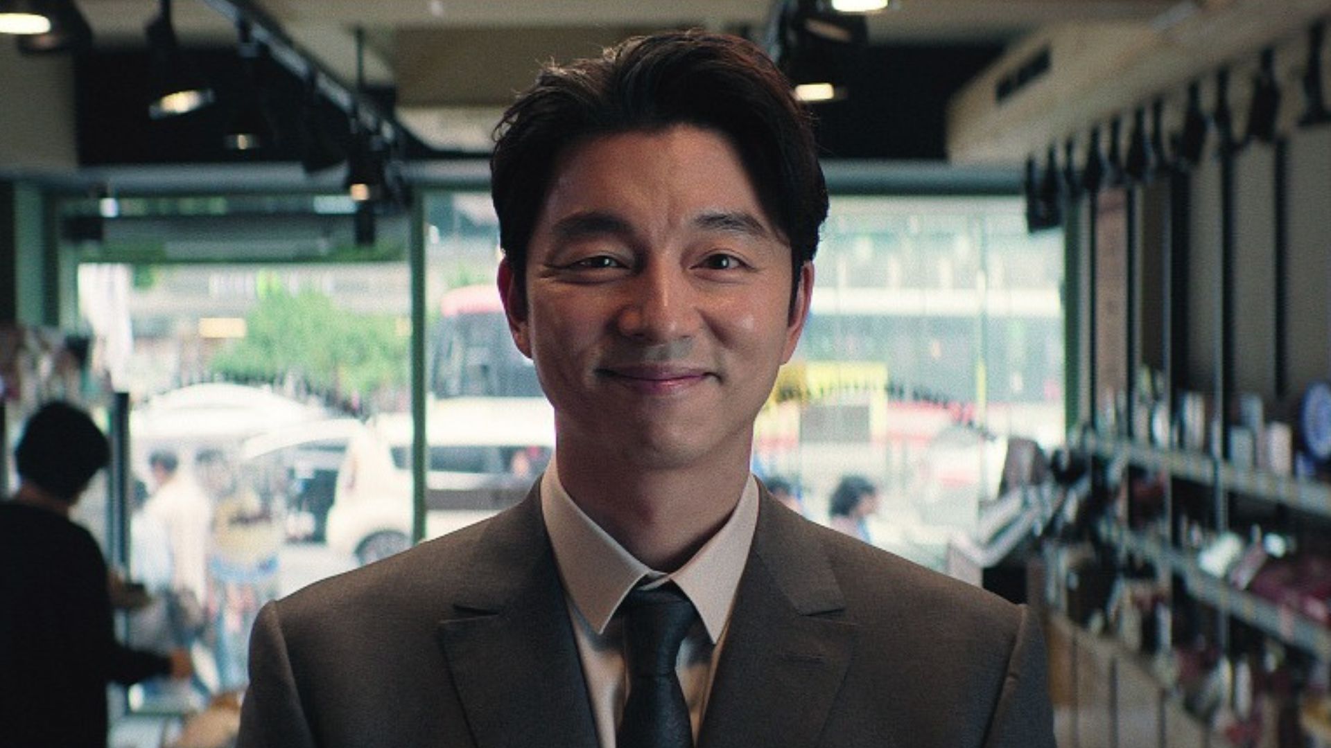 Gong Yoo as The Recruiter on Squid Game season 2 (image via Instagram/@squidgamenetflix)