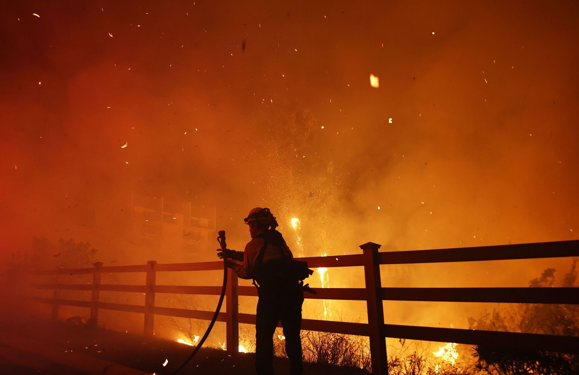 Franklin Fire Spreads Quickly 5 Miles North Of Downtown Malibu - Source: Getty