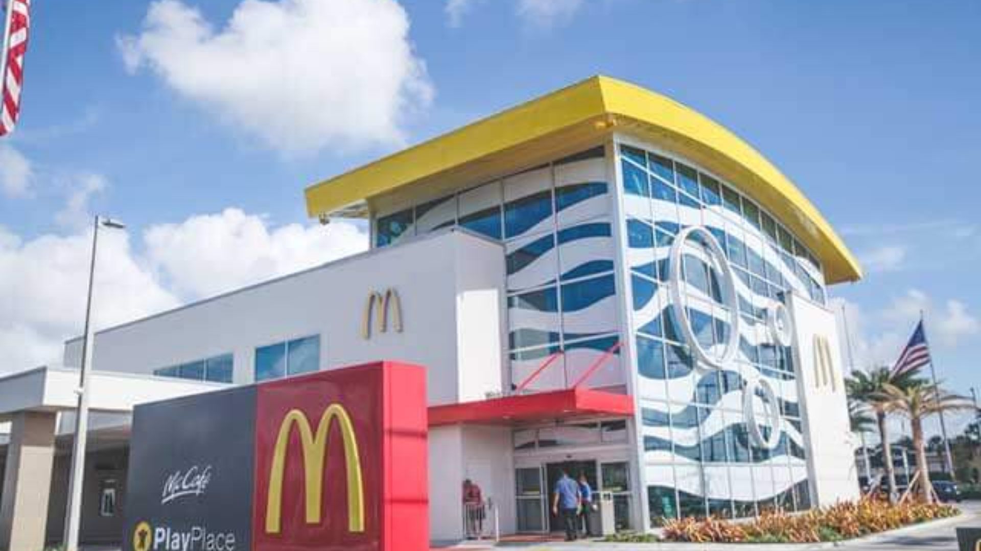 The world&#039;s largest McDonald&#039;s is located in Florida (Image via Enjoy Florida)