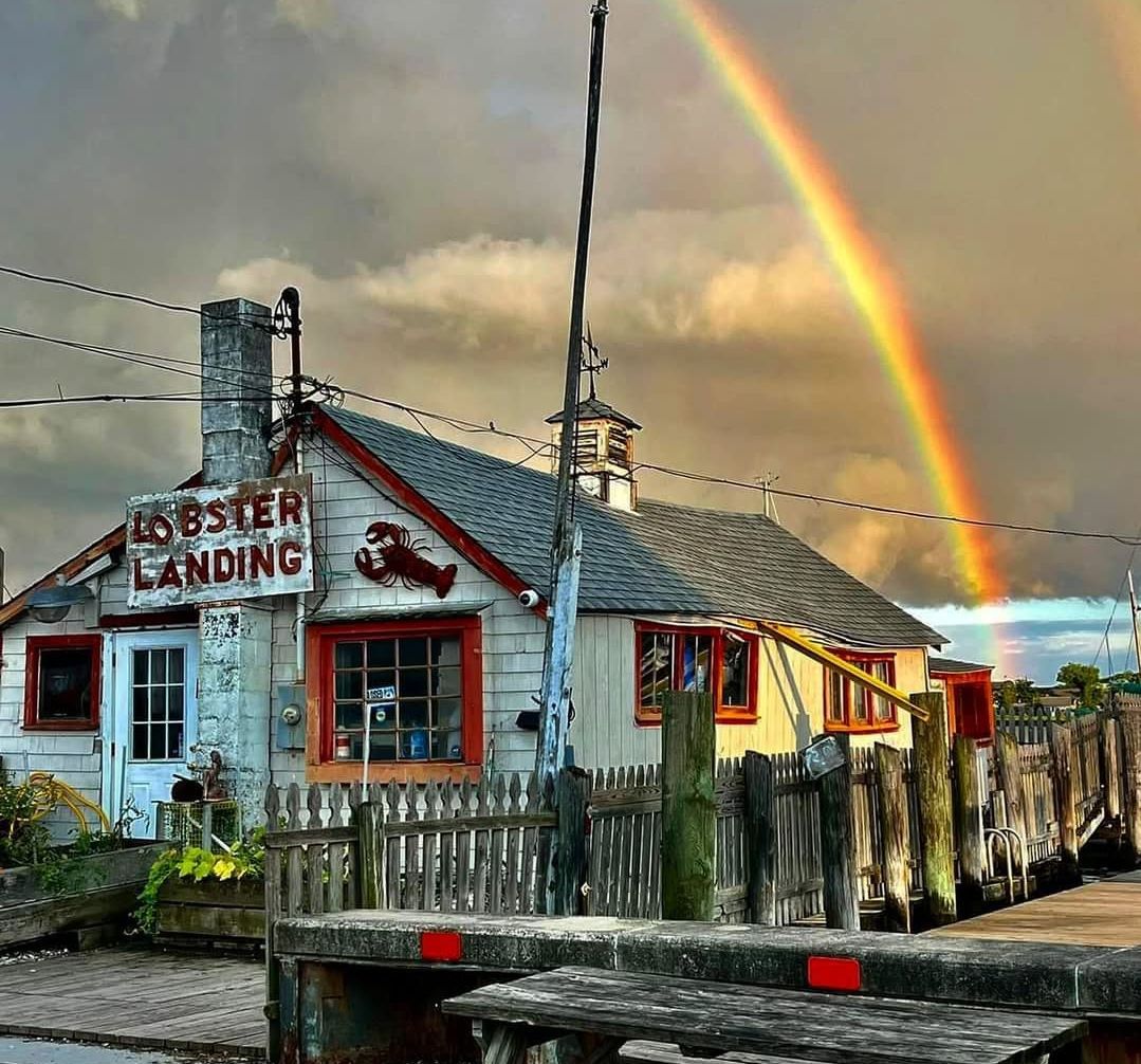 The Lobster Landing restaurant (Image via Instagram/@lobsterlanding)