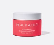 Calming skin pads (Image via Peach & Lily)