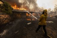 Eaton Fire scorches over 10,600 acres northeast of Los Angeles - Source: Getty