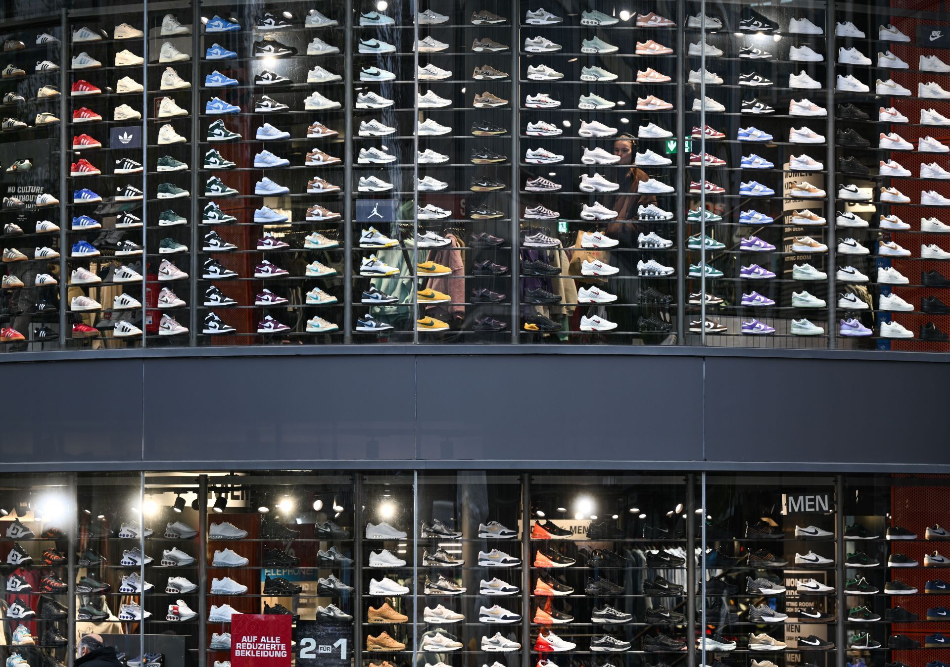 Shoe store on the Frankfurt Zeil - Source: Getty