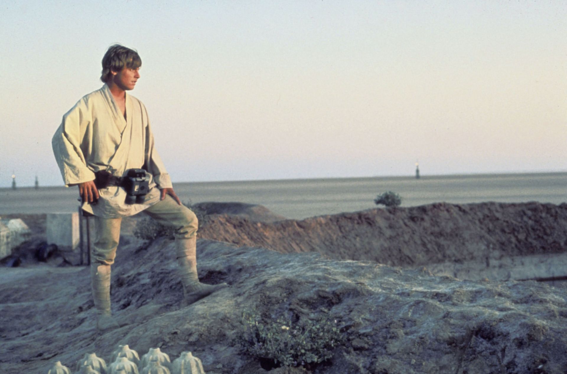 On the set of Star Wars: Episode IV - A New Hope - Source: Getty