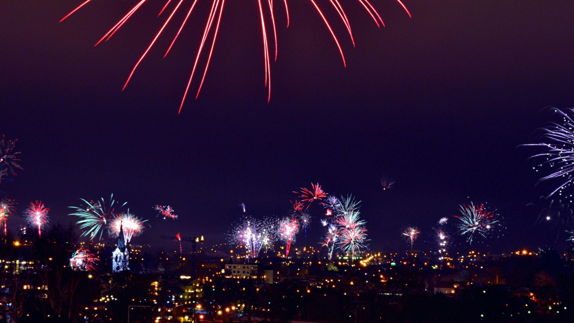 Fireworks in the sky (Image via Pexels)