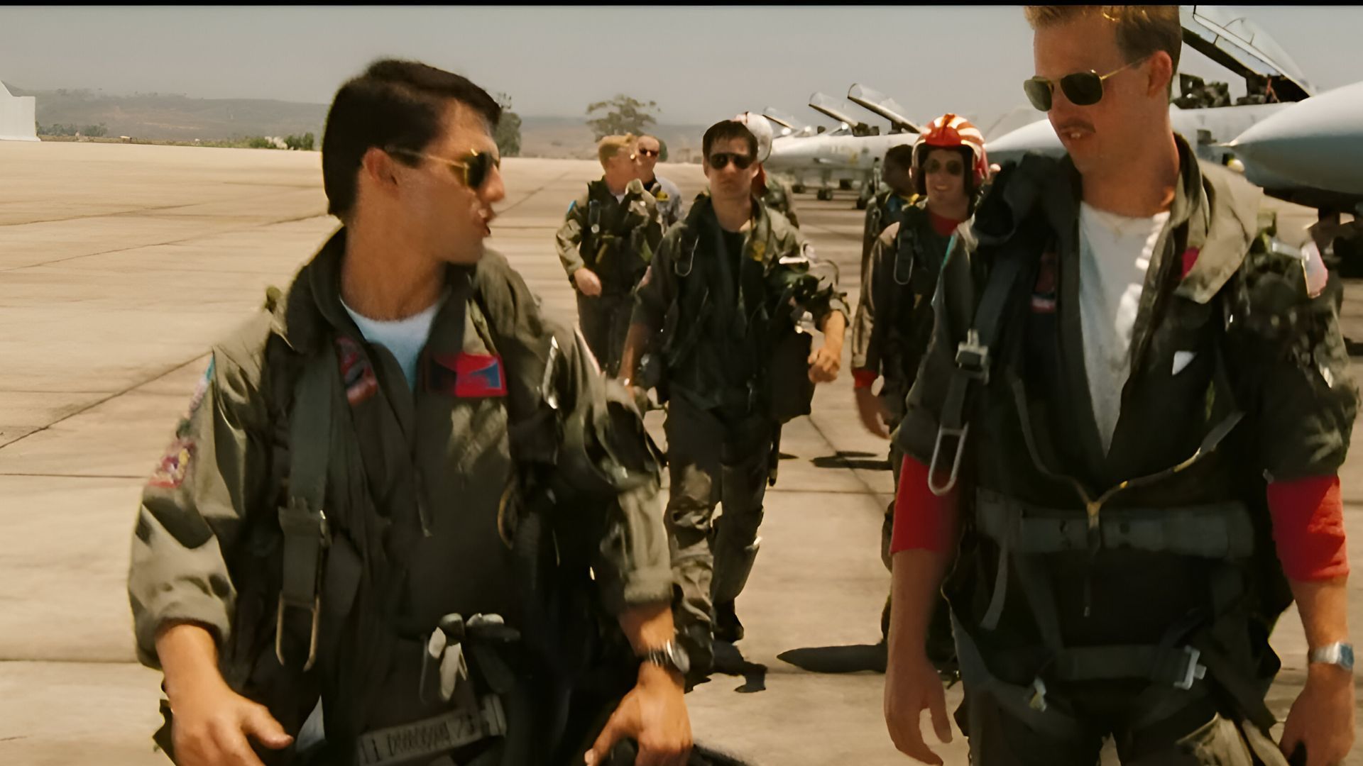 Maverick and Goose&#039;s bromance in Top Gun | Image Via: Don Simpson Films