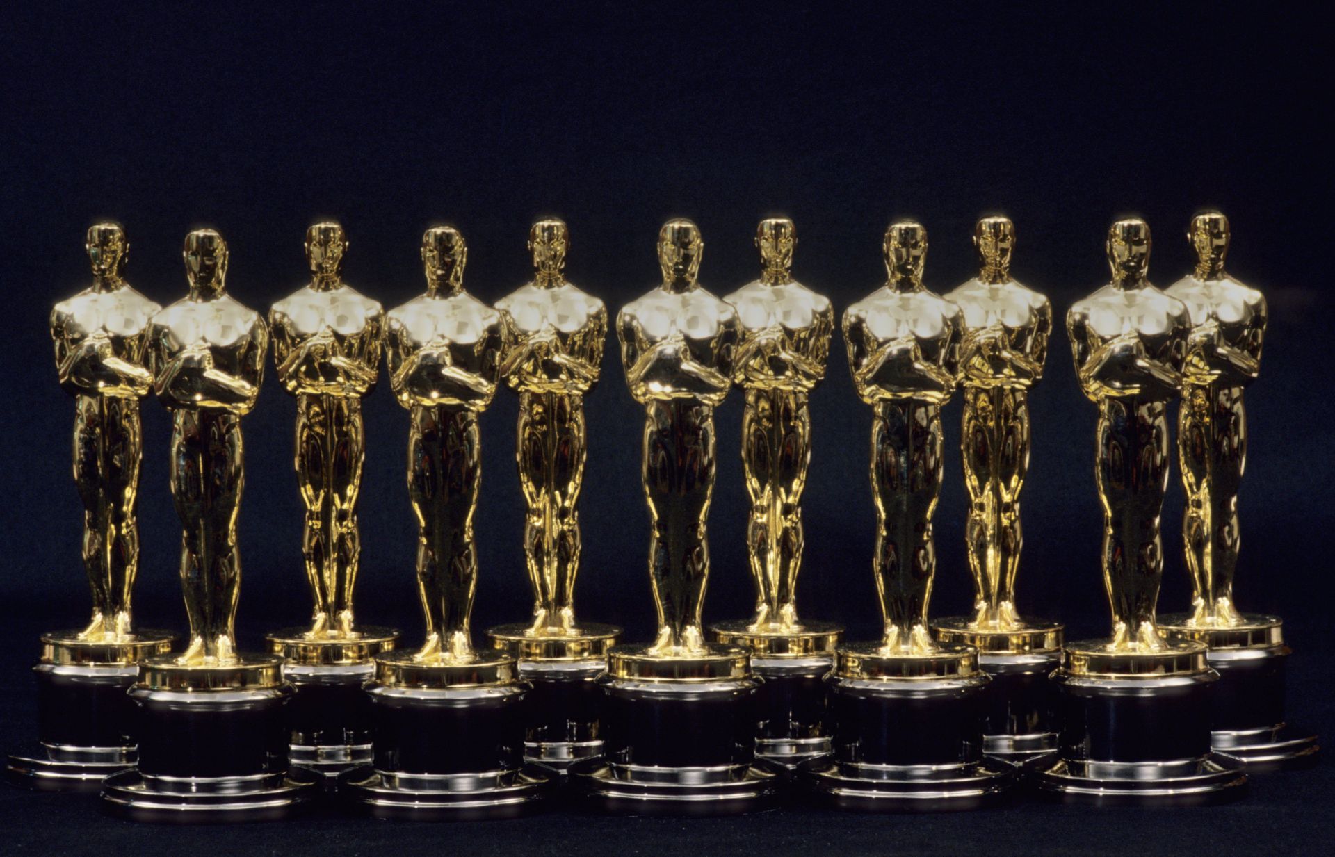 Oscars Statues Lined Up - Source: Getty