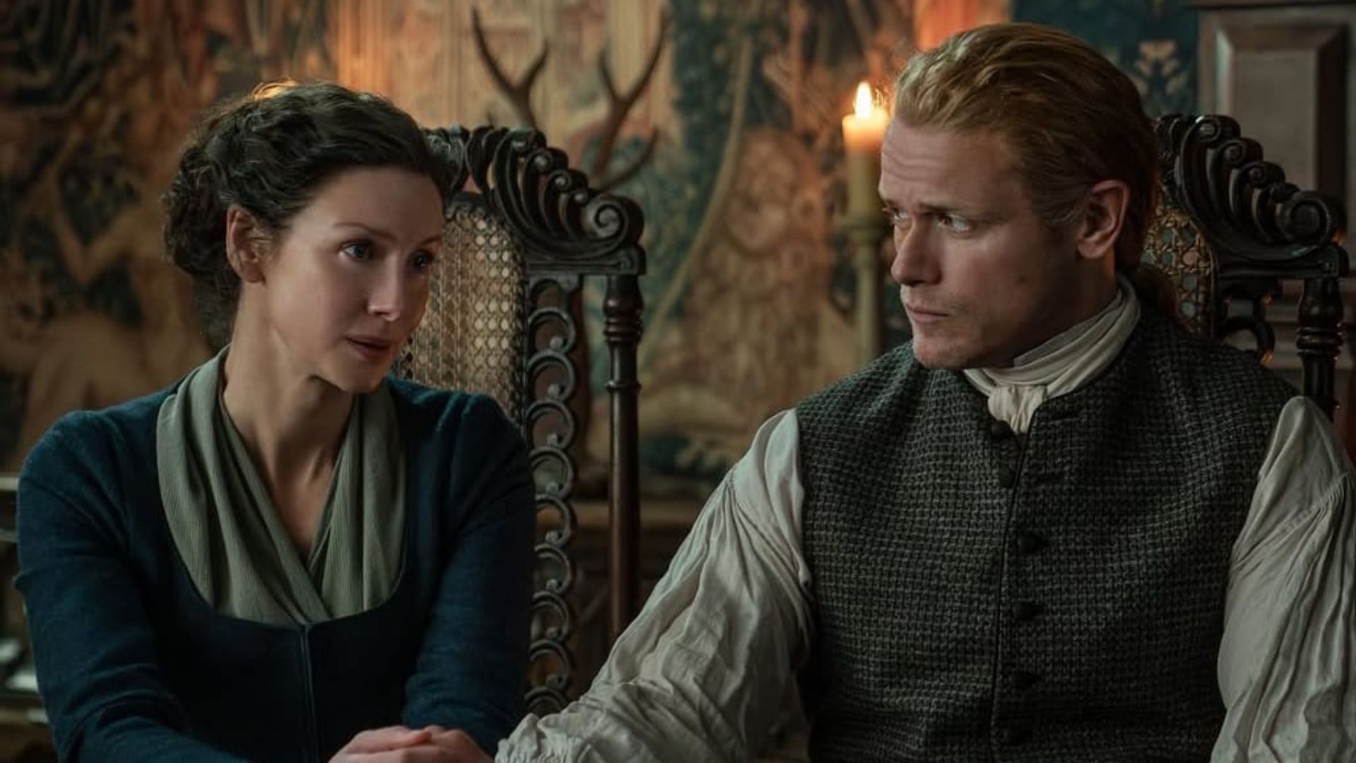 Claire and her lover Jamie (Image Source: Starz)