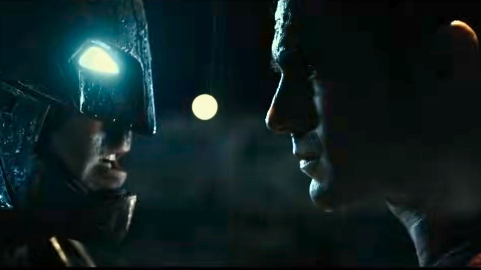 Batman v Superman: Dawn of Justice | Image via Warner Bros.Pictures