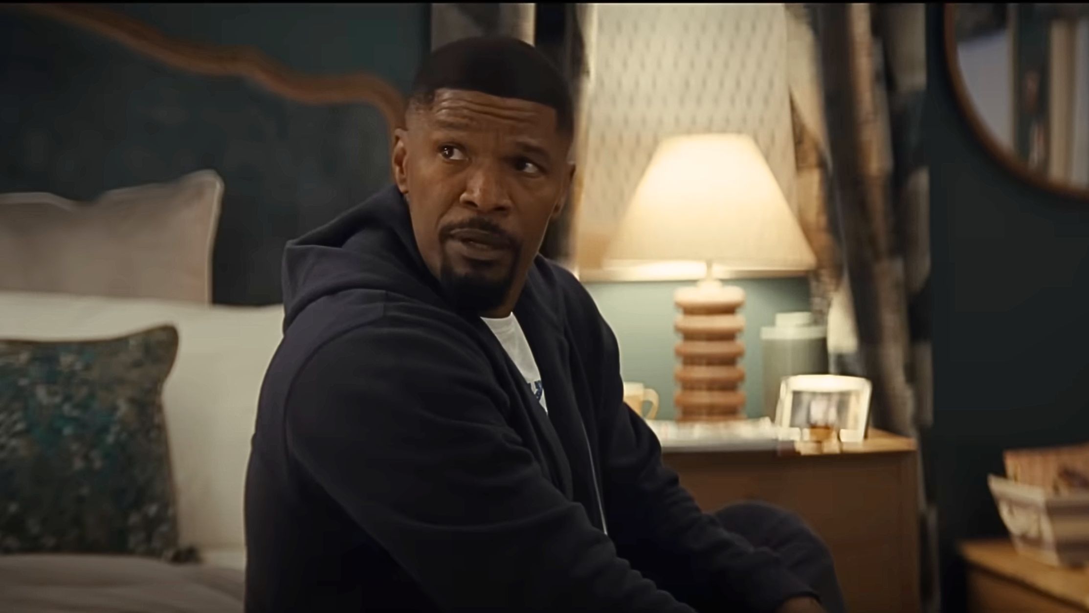 Jamie Foxx as Matt (Image via YouTube/@Netflix)